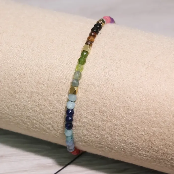 Zapestnica harmonije čaker – z naravnimi poldragimi kristali 5681