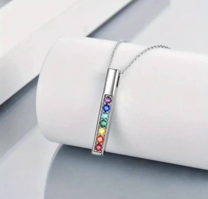 Čakra energijska ogrlica – moč barv in žepni kristal 6118